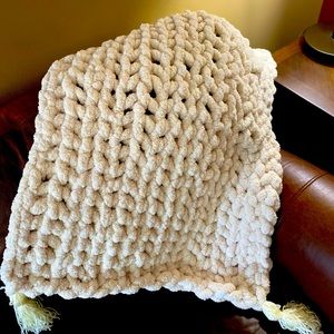 Oatmeal Baby Blanket with tassels